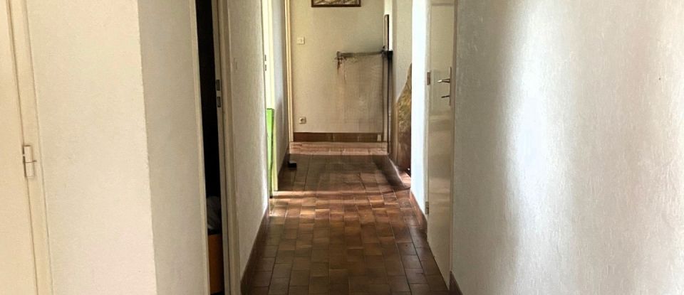 Traditional house 5 rooms of 96 m² in Grézieu-la-Varenne (69290)