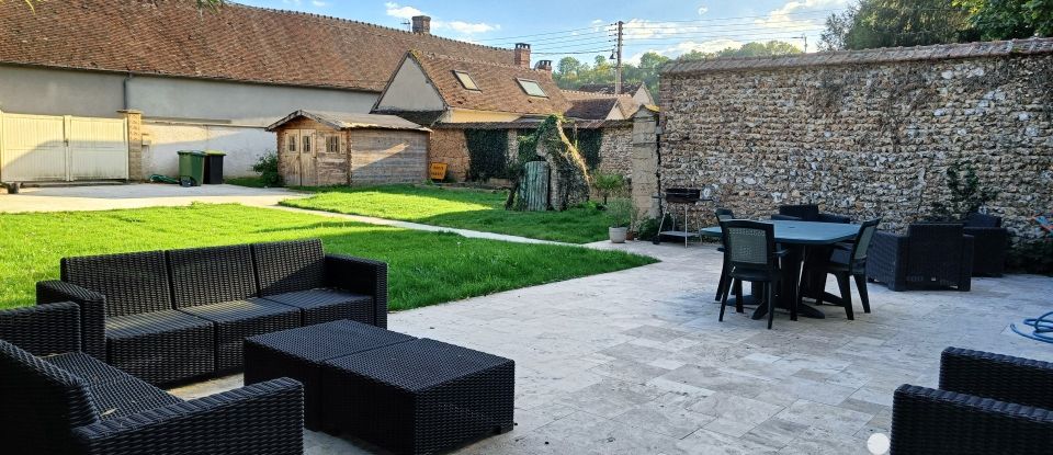 Maison 4 pièces de 90 m² à Charpont (28500)