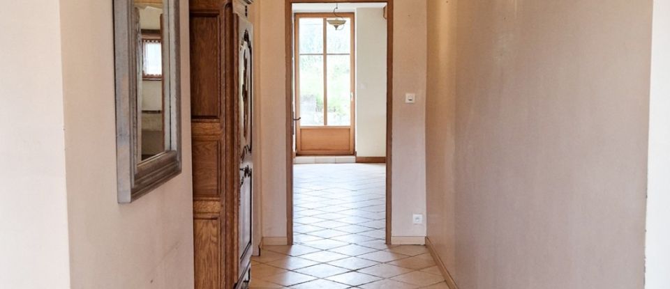 House 6 rooms of 213 m² in Hagéville (54470)