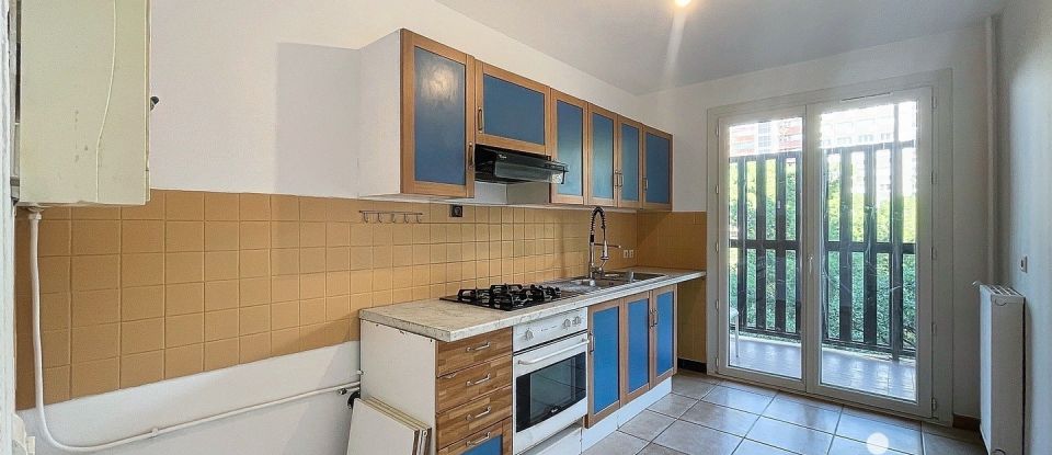 Appartement 3 pièces de 63 m² à Marseille (13010)