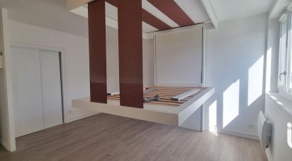 Appartement 1 pièce de 27 m² à Bobigny (93000)