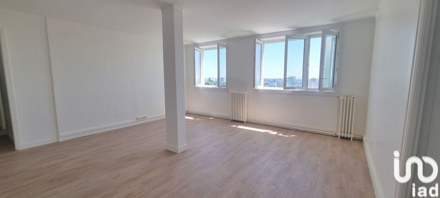 Appartement 5 pièces de 90 m² à Villiers-le-Bel (95400)