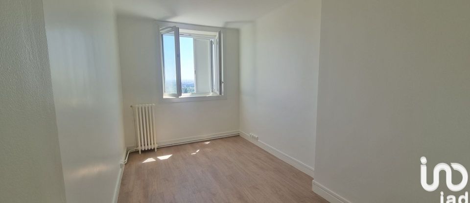 Appartement 5 pièces de 90 m² à Villiers-le-Bel (95400)