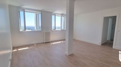 Appartement 5 pièces de 90 m² à Villiers-le-Bel (95400)