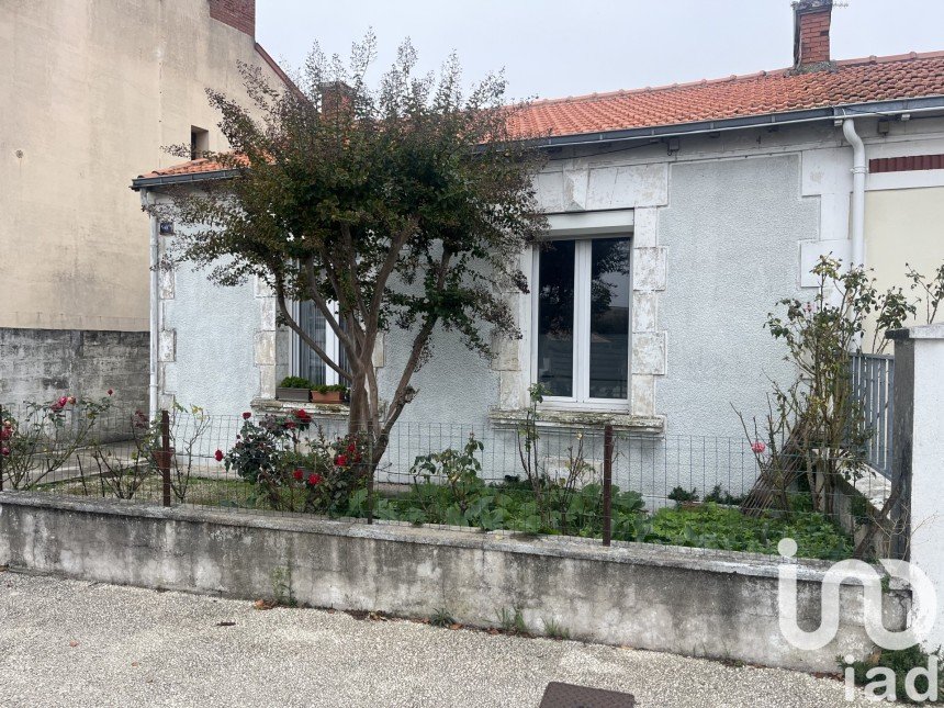 Maison 4 pièces de 80 m² à La Rochelle (17000)