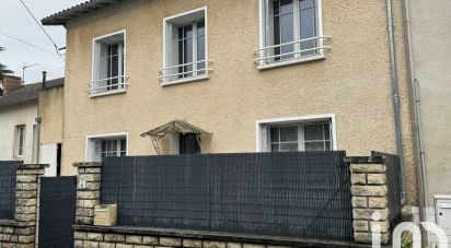 Maison 5 pièces de 114 m² à VAL-DE-BONNIEURE (16230)