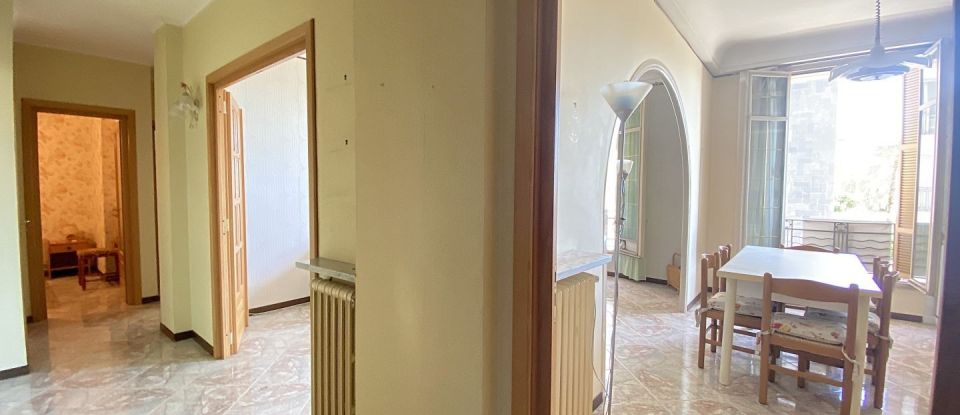 Apartment 3 rooms of 72 m² in Nice (06200)