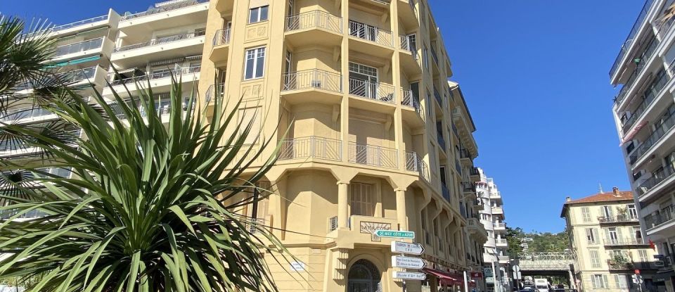 Appartement 3 pièces de 72 m² à Nice (06200)