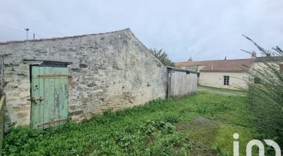 Maison traditionnelle 6 pièces de 135 m² à Saint-Aubin-la-Plaine (85210)