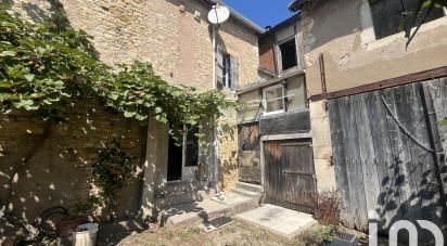 Village house 9 rooms of 242 m² in Givry (71640)