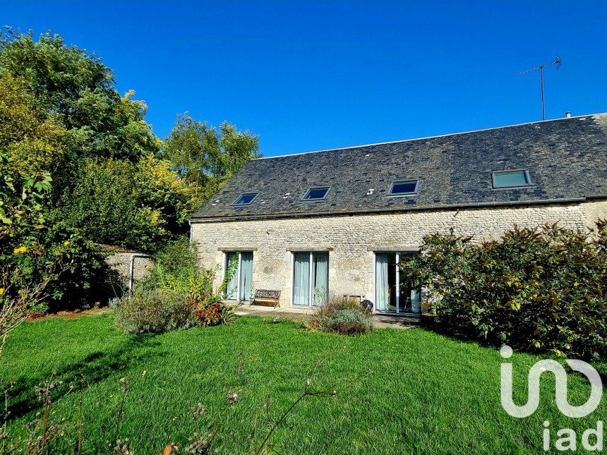 House 6 rooms of 205 m² in Oinville-Saint-Liphard (28310)