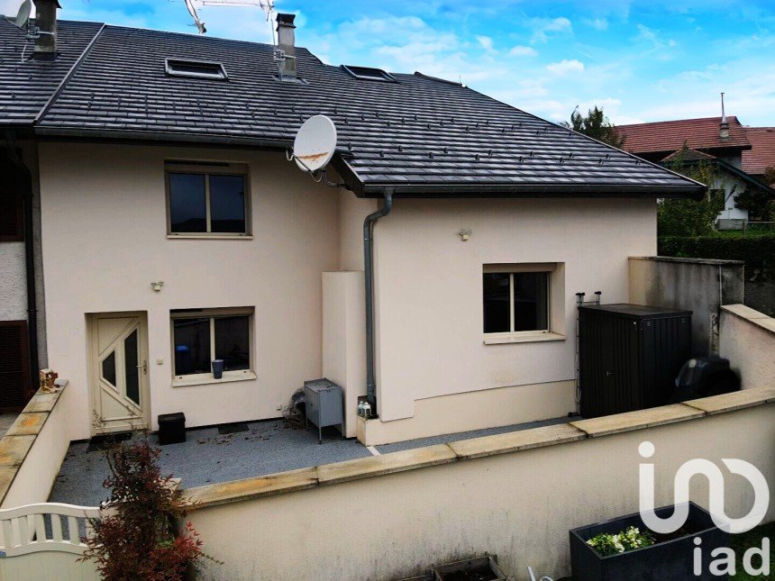 Village house 5 rooms of 118 m² in Andilly (74350)