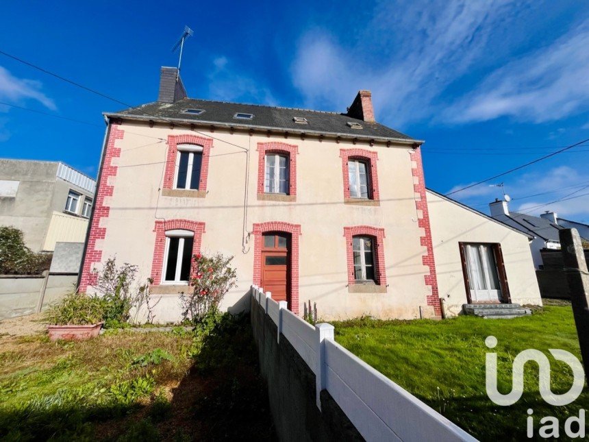 Town house 4 rooms of 70 m² in Lannion (22300)