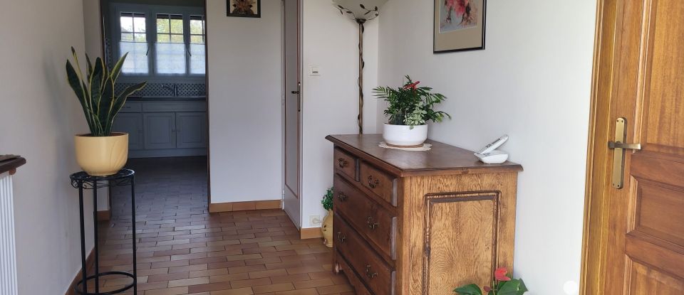 House 5 rooms of 119 m² in Gueugnon (71130)