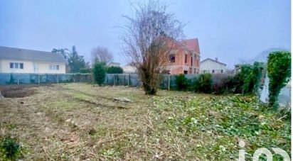 Land of 215 m² in Moissy-Cramayel (77550)