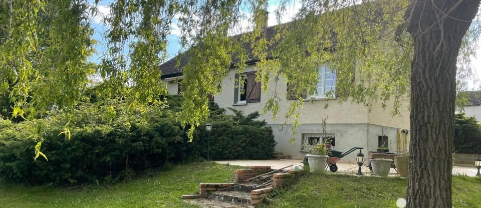 Maison 6 pièces de 117 m² à Montbouy (45230)