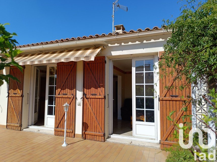 Maison 4 pièces de 77 m² à Arles (13200)