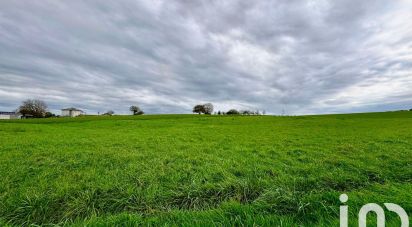 Terrain de 2 426 m² à Hennecourt (88270)