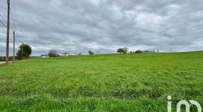 Terrain de 2 426 m² à Hennecourt (88270)