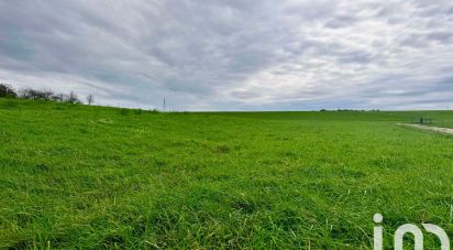 Terrain de 2 426 m² à Hennecourt (88270)