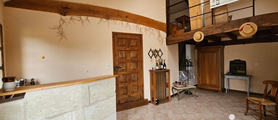 Mansion 7 rooms of 148 m² in Marçon (72340)