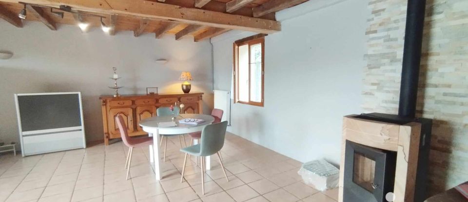 Country house 5 rooms of 223 m² in Trie-sur-Baïse (65220)