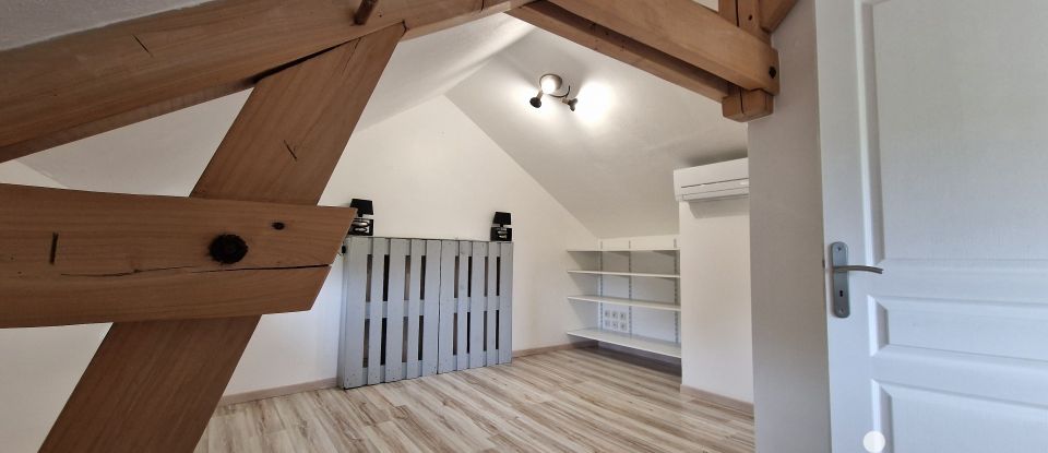 Maison 6 pièces de 170 m² à Verrières (86410)