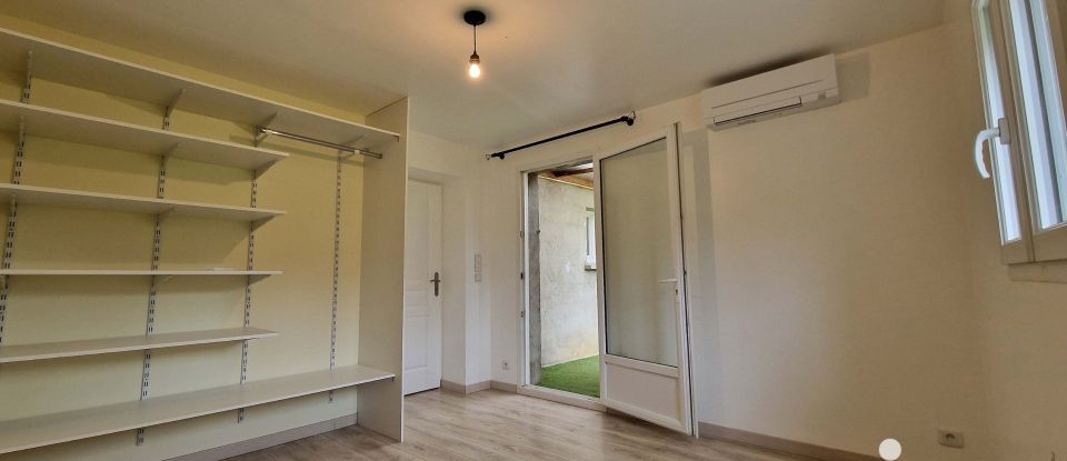 Maison 6 pièces de 170 m² à Verrières (86410)