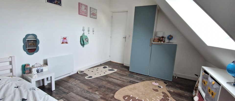 House 5 rooms of 130 m² in Liffré (35340)