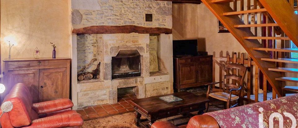 Traditional house 11 rooms of 280 m² in Cœur de Causse (46240)