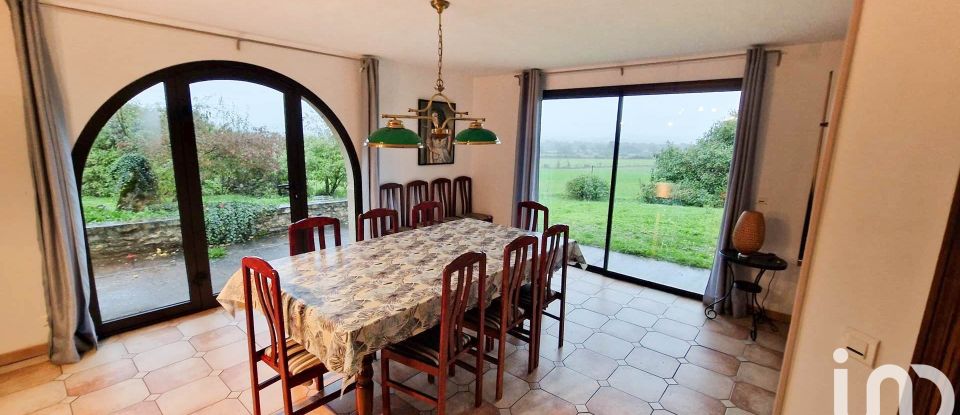 Traditional house 11 rooms of 280 m² in Cœur de Causse (46240)