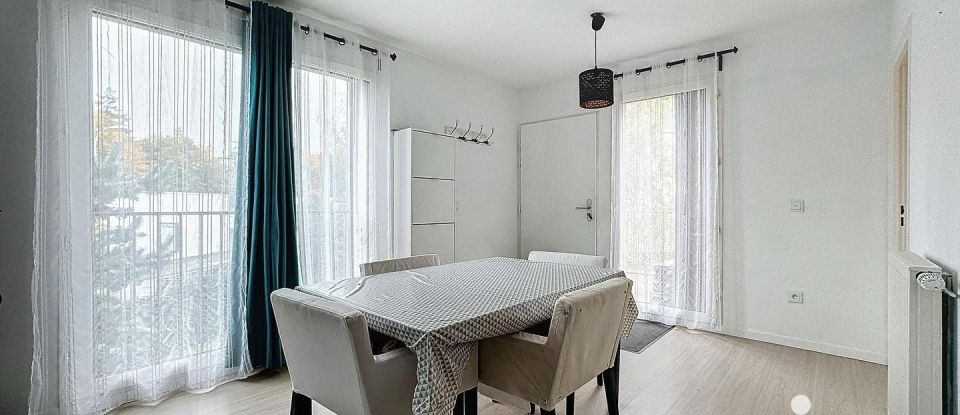 Duplex 4 pièces de 84 m² à Sainte-Geneviève-des-Bois (91700)