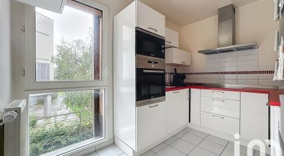 Duplex 4 rooms of 84 m² in Sainte-Geneviève-des-Bois (91700)