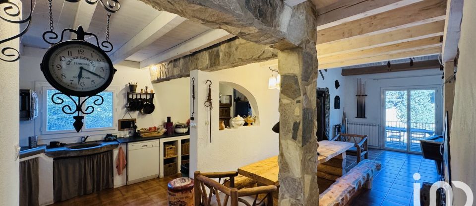 Maison traditionnelle 5 pièces de 184 m² à Caudiès-de-Conflent (66360)