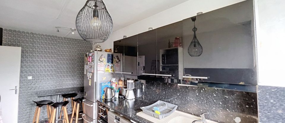 Maison 6 pièces de 110 m² à Fosses (95470)