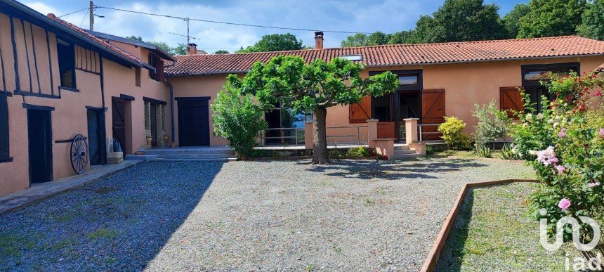 Maison 7 pièces de 210 m² à Lalouret-Laffiteau (31800)