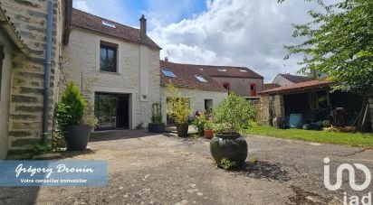 Village house 6 rooms of 200 m² in Saint-Pierre-lès-Nemours (77140)