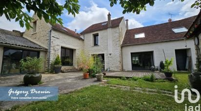 Village house 6 rooms of 200 m² in Saint-Pierre-lès-Nemours (77140)