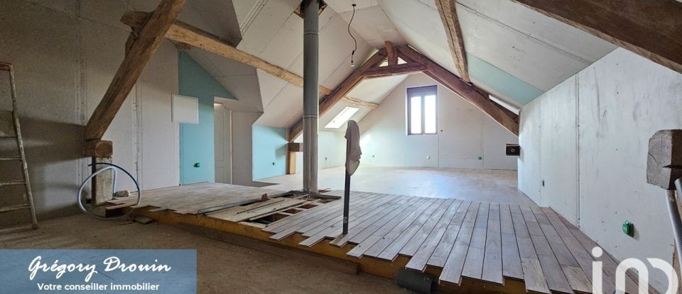 Village house 6 rooms of 200 m² in Saint-Pierre-lès-Nemours (77140)