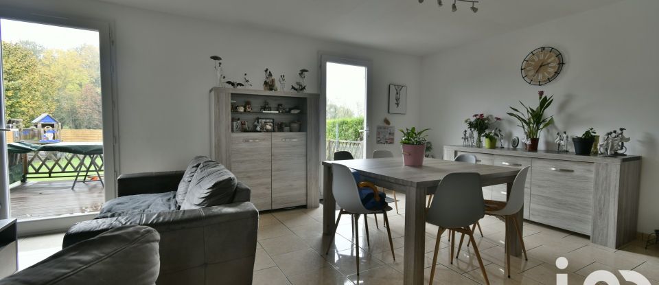 Pavilion 5 rooms of 127 m² in Montdidier (80500)