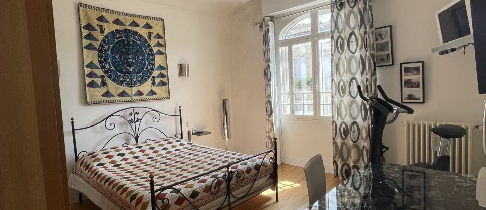 Town house 7 rooms of 250 m² in Bordeaux (33100)