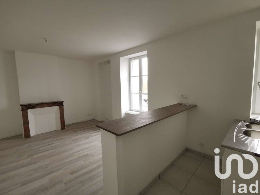 Appartement 2 pièces de 39 m² à Saumur (49400)