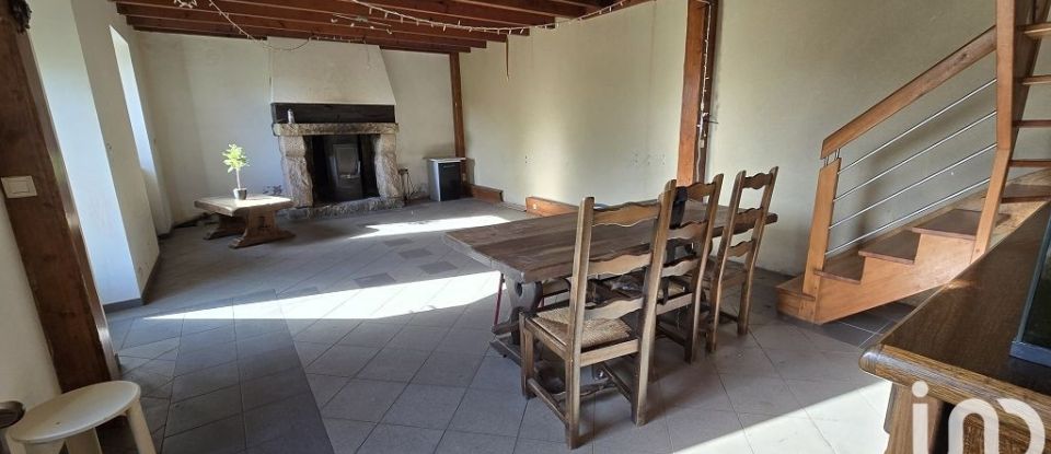 House 7 rooms of 130 m² in Lanmérin (22300)