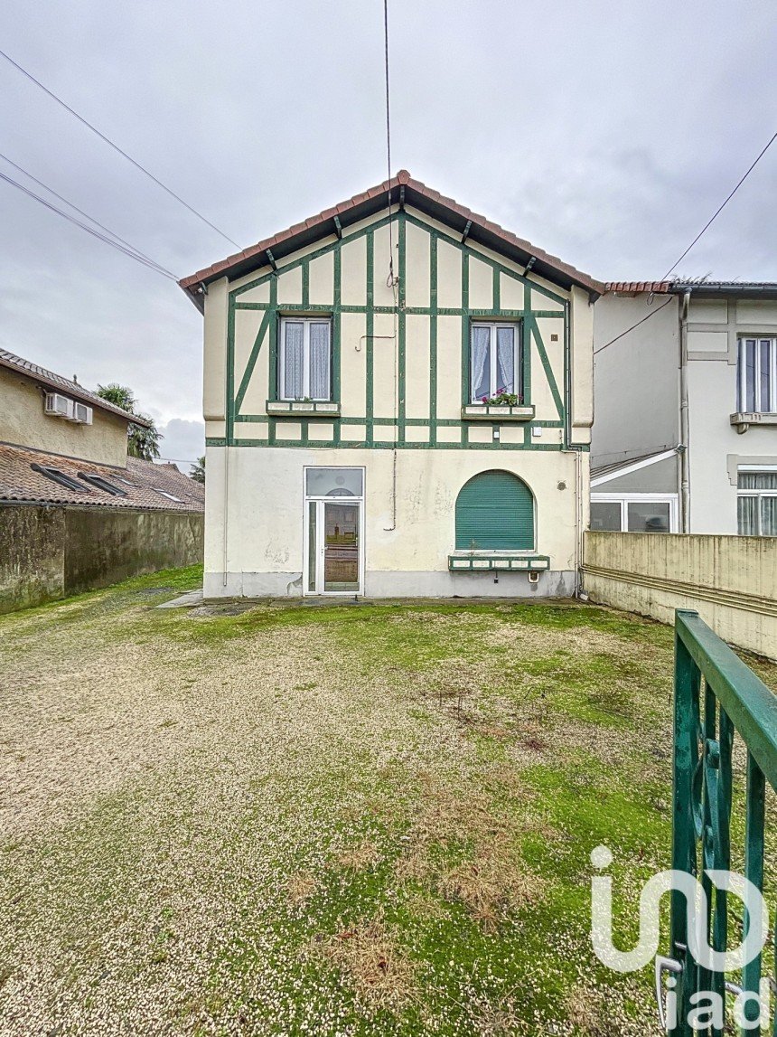 Maison 6 pièces de 100 m² à Bazet (65460)