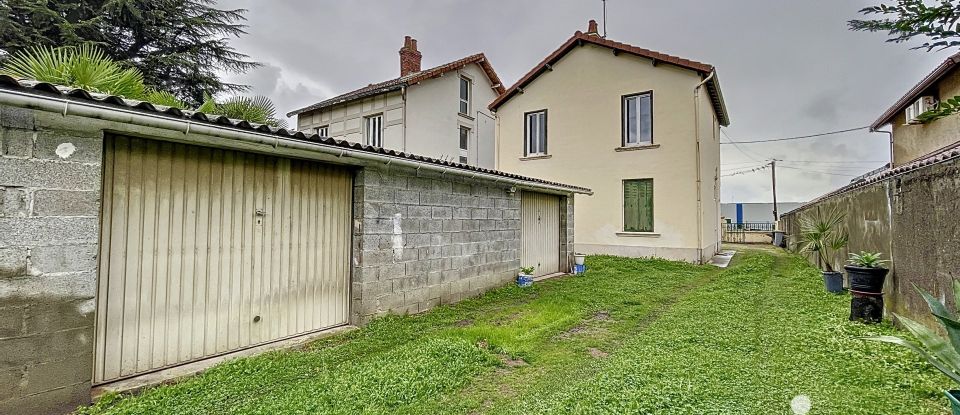 House 6 rooms of 100 m² in Bazet (65460)