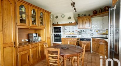 Traditional house 7 rooms of 154 m² in Lachapelle-sous-Gerberoy (60380)