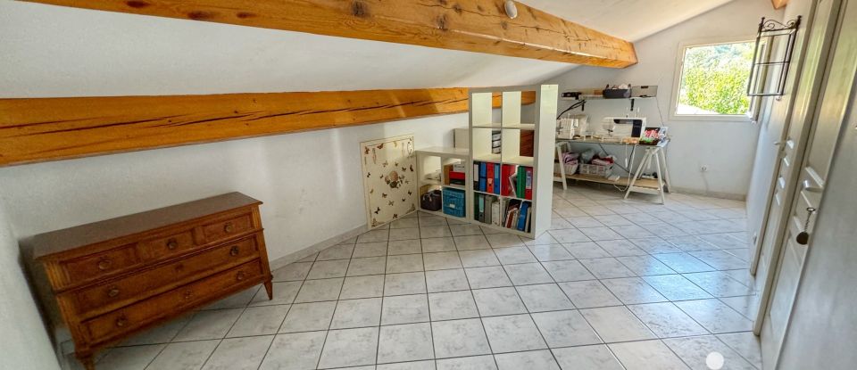 Maison 5 pièces de 190 m² à Solliès-Toucas (83210)