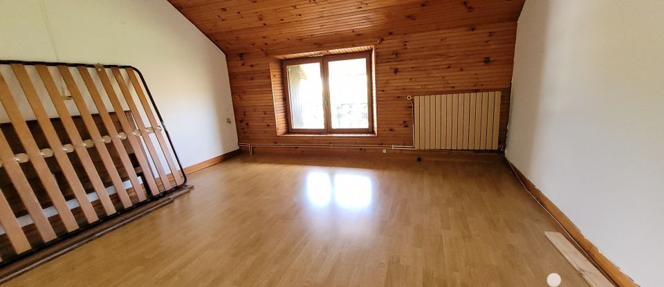 Longere 9 rooms of 229 m² in Joiselle (51310)