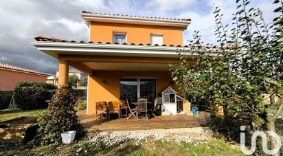 Traditional house 5 rooms of 110 m² in Millau (12100)