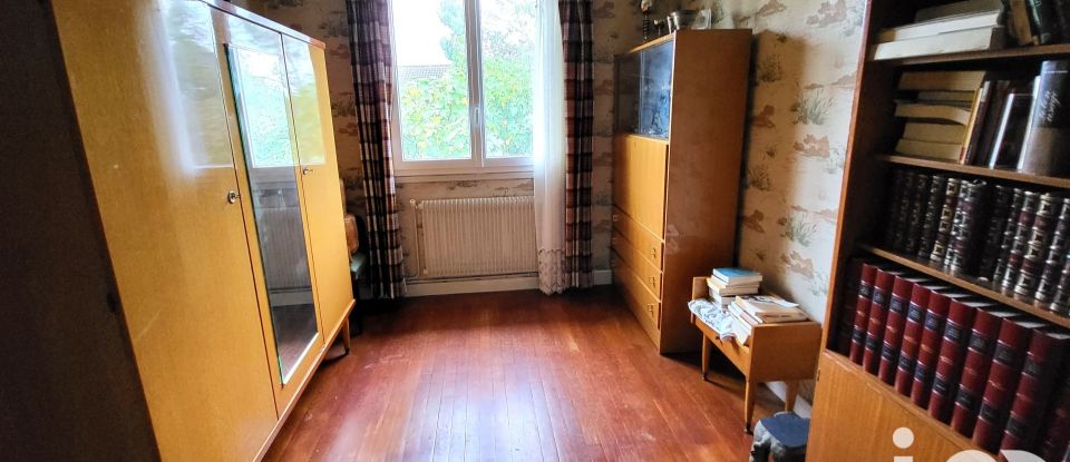 Maison 6 pièces de 105 m² à Jouy-en-Josas (78350)